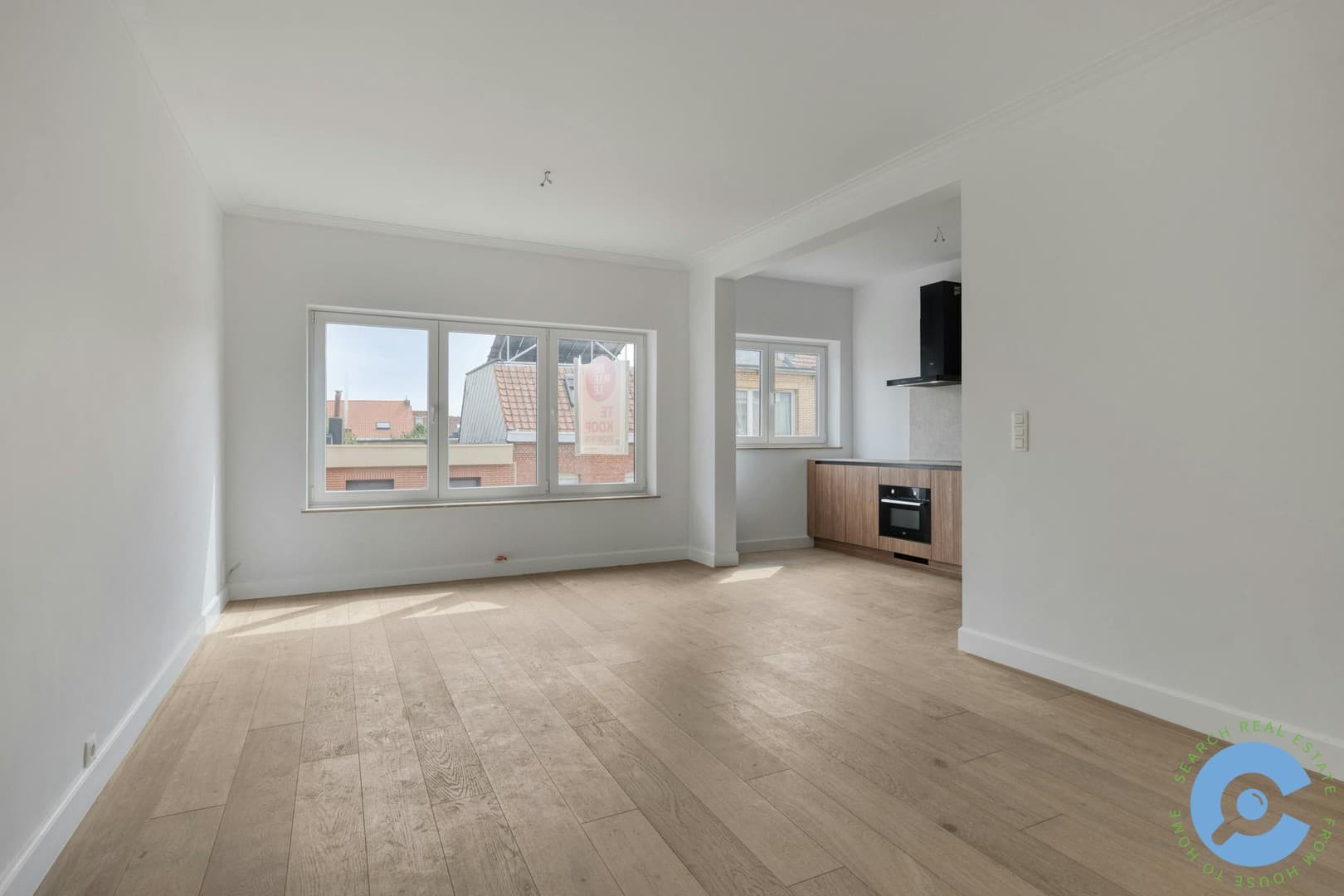 Gerenoveerd appartement met twee slaapkamers! 2