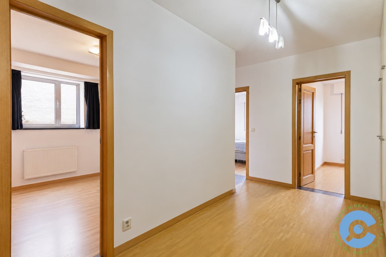 Ruim 3 slaapkamer appartement met terras en garage 6