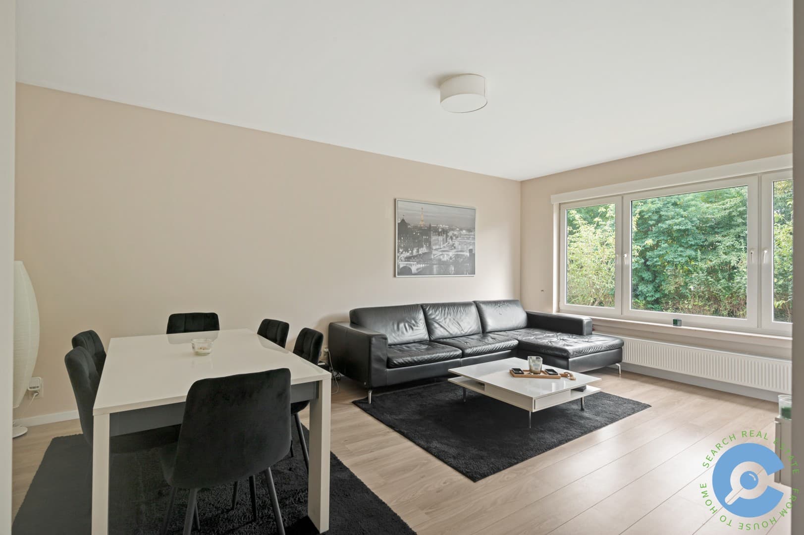 Leuk instapklaar twee slaapkamerappartement! 2