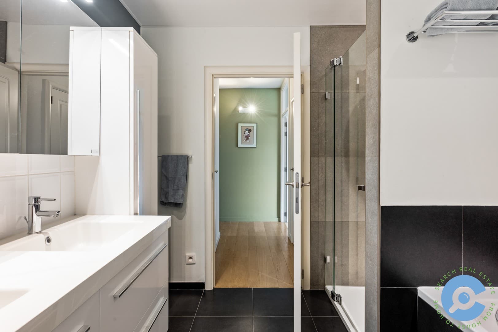 Ruim dakappartement met terras en autostaanplaats 12